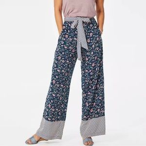 Matilda Jane A Day Off Wide Leg Floral Pants Size L NWT